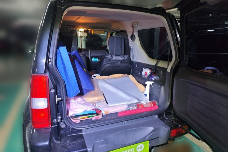 Used Suzuki Jimny 2012 1.3 AT JLX Trunk