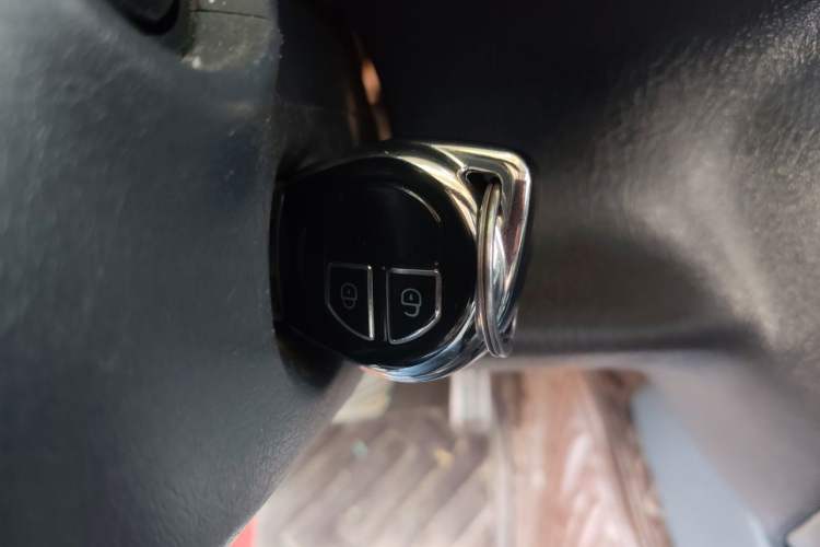 Used Suzuki Jimny 2012 1.3 AT Mode3 Vehicle Key