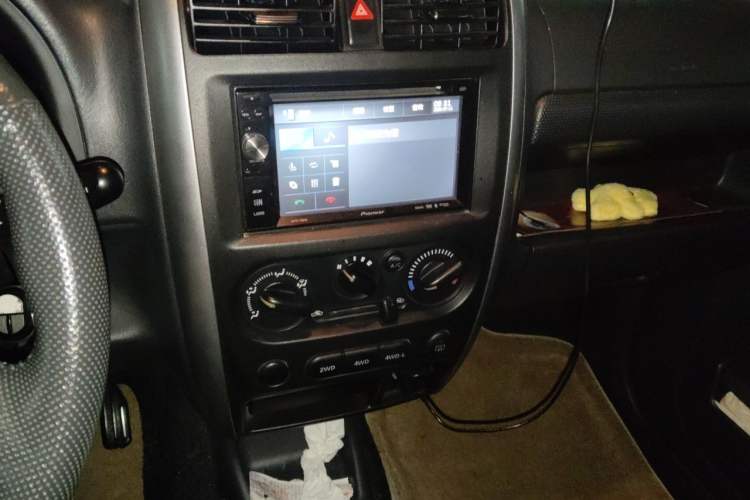 Used Suzuki Jimny  Audio And AC Panel
