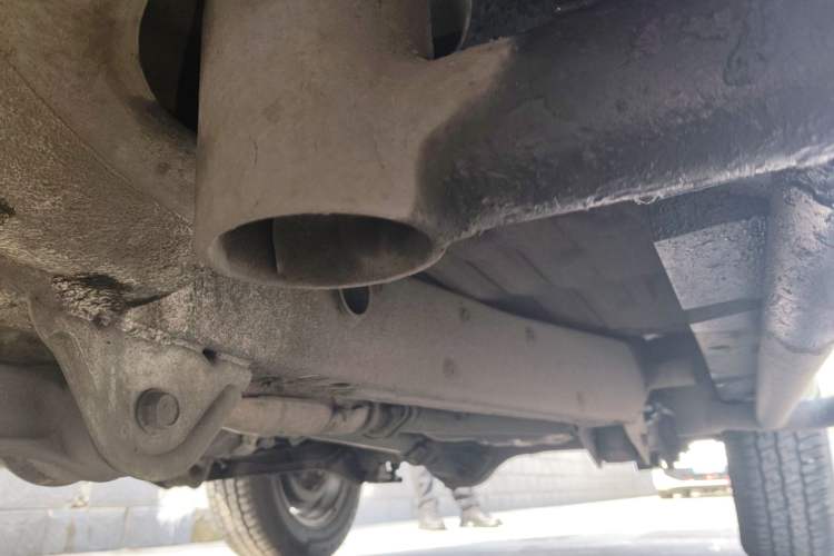 Used Suzuki Jimny 2012 1.3 AT JLX Chassis Front Left