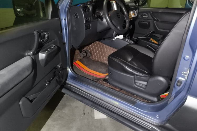 Used Suzuki Jimny 2012 1.3 AT Mode3 Driver Seat