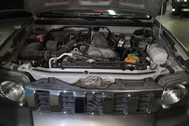 Used Suzuki Jimny 2012 1.3 AT Mode3 Engine Bay