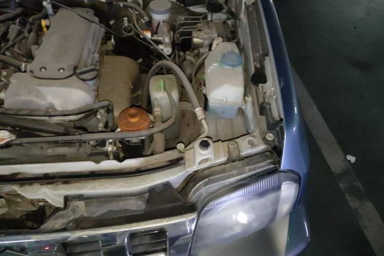 Used Suzuki Jimny  Engine Bay Left
