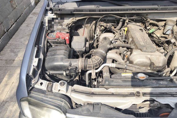 Used Suzuki Jimny 2012 1.3 AT JLX Engine Bay Right
