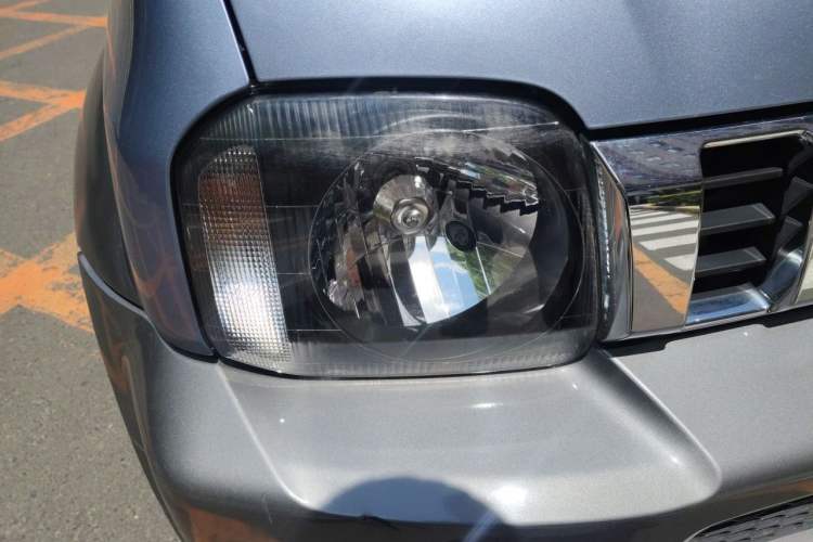 Used Suzuki Jimny 2012 1.3 AT JLX Right Front Headlight