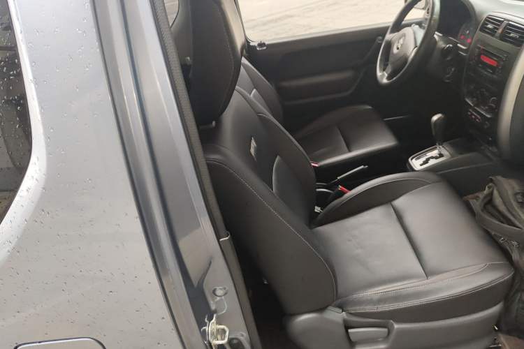 Used Suzuki Jimny 2012 1.3 AT Mode3 Right Front Seat