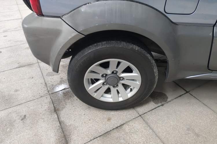 Used Suzuki Jimny 2012 1.3 AT Mode3 Right Rear Wheel Hub