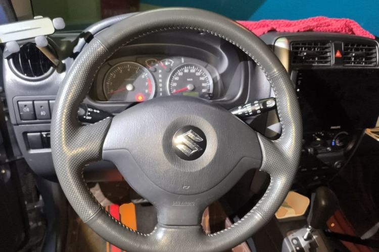 Used Suzuki Jimny 2012 1.3 AT Mode3 Steering Wheel