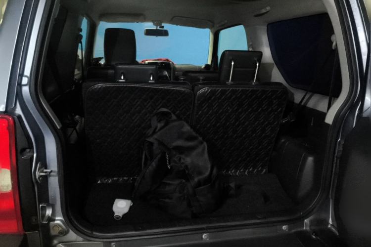 Used Suzuki Jimny 2012 1.3 AT Mode3 Trunk