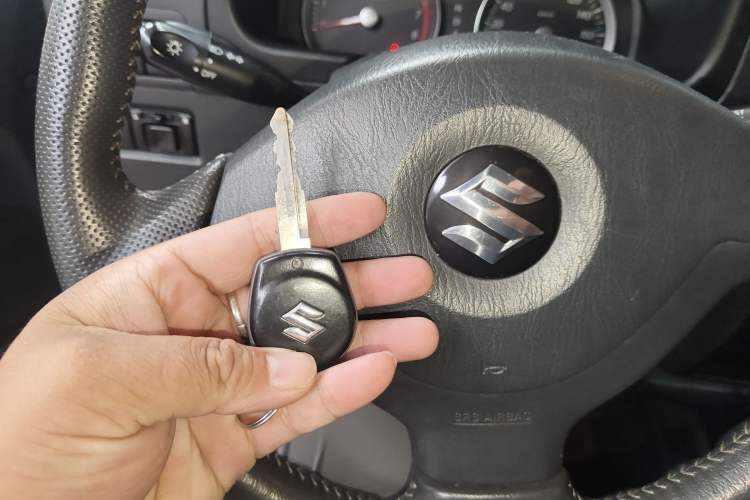 Used Suzuki Jimny 2012 1.3 AT Mode3 Vehicle Key