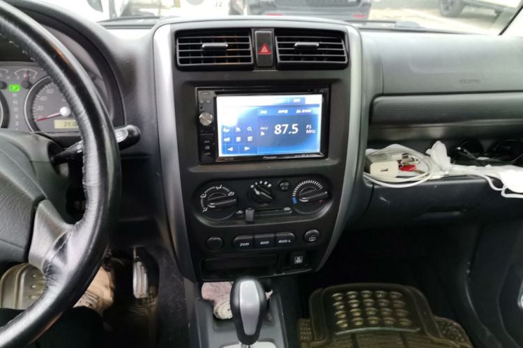 Used Suzuki Jimny 2012 1.3 AT JLX Navigation Edition Audio And AC Panel