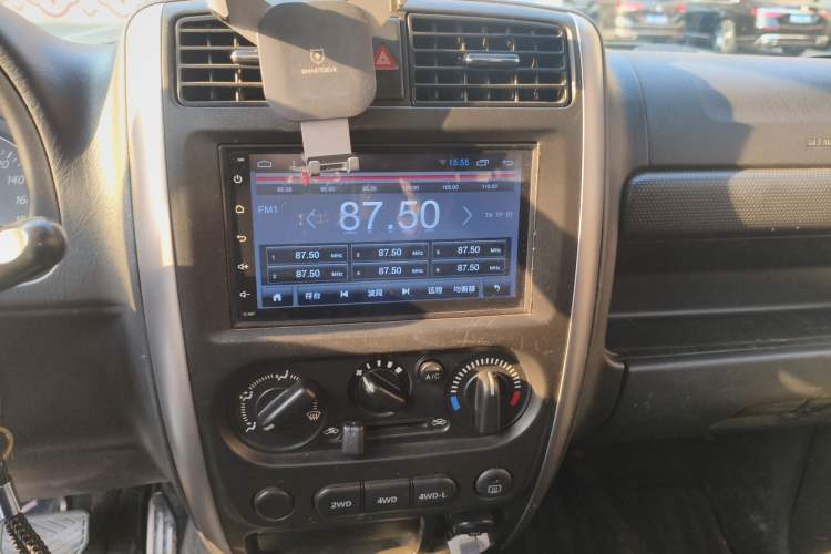 Used Suzuki Jimny 2012 1.3 AT JLX Navigation Edition Audio And AC Panel