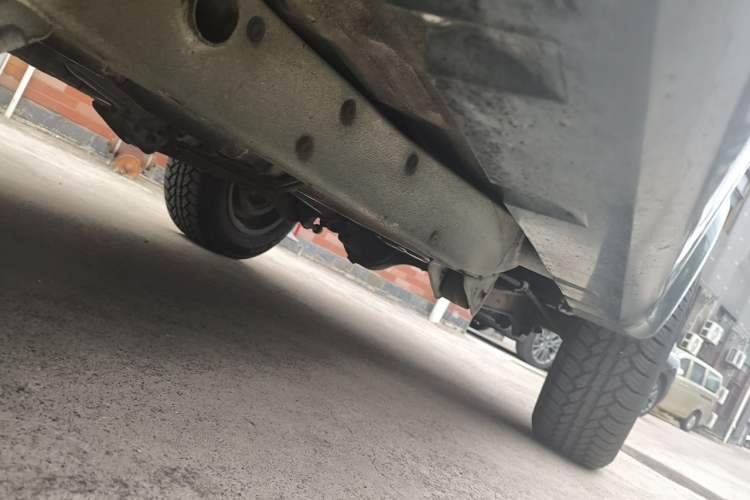 Used Suzuki Jimny 2012 1.3 AT JLX Chassis Front Left