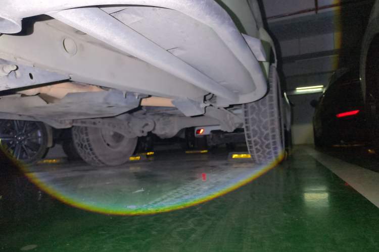 Used Suzuki Jimny 2012 1.3 AT JLX Chassis Front Left