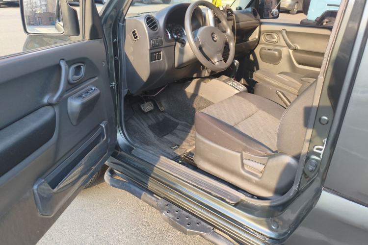 Used Suzuki Jimny 2012 1.3 AT JLX Navigation Edition Driver Seat