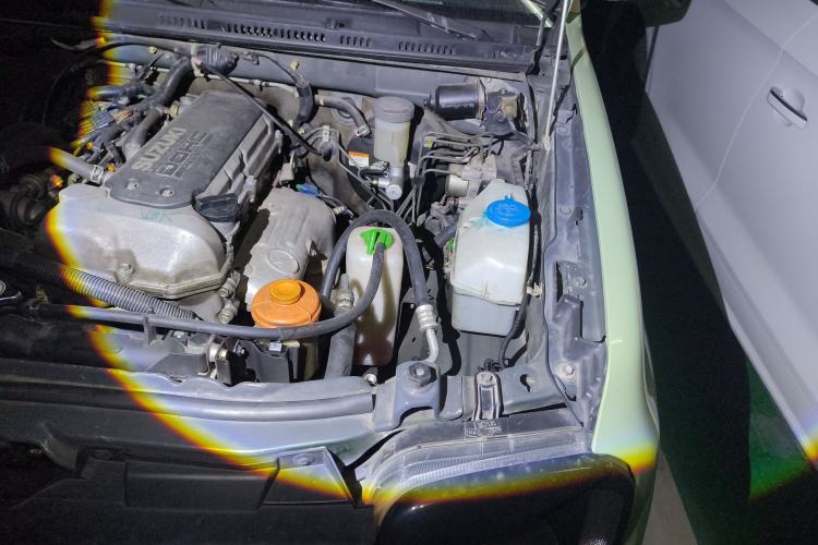 Used Suzuki Jimny 2012 1.3 AT JLX Engine Bay Left