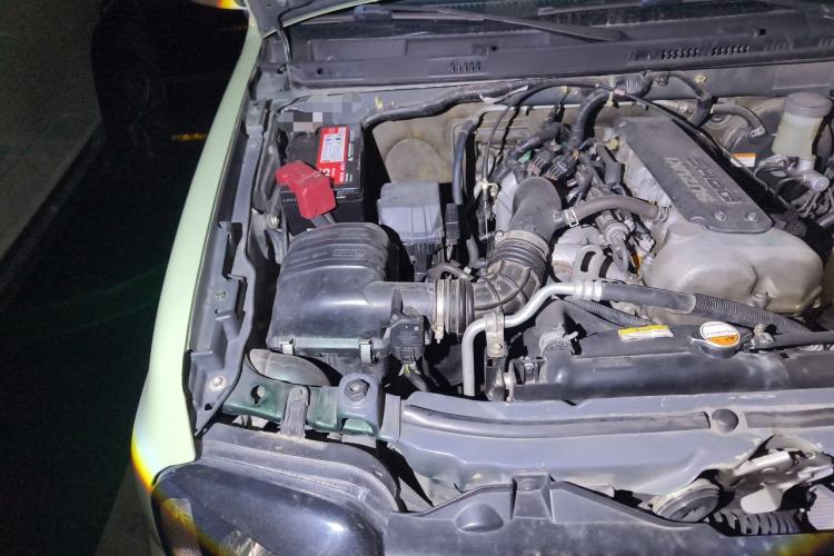 Used Suzuki Jimny 2012 1.3 AT JLX Engine Bay Right