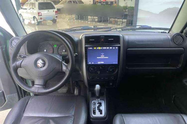 Used Suzuki Jimny 2012 1.3 AT Mode3 Interior 1