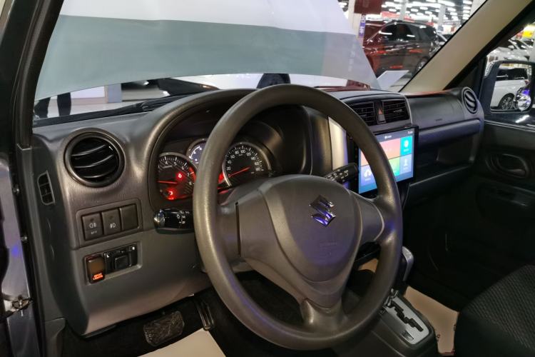 Used Suzuki Jimny 2012 1.3 AT JLX Interior 2