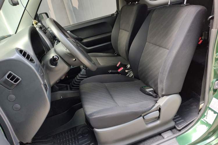Used Suzuki Jimny 2012 1.3 MT JLX Left Front Seat