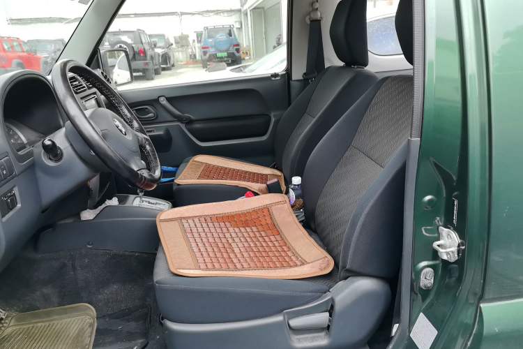 Used Suzuki Jimny 2012 1.3 AT JLX Navigation Edition Left Front Seat