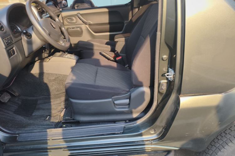 Used Suzuki Jimny 2012 1.3 AT JLX Navigation Edition Left Front Seat