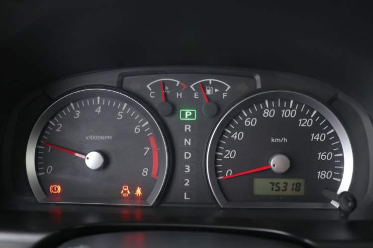 Used Suzuki Jimny 2012 1.3 AT JLX Navigation Edition Odometer Close Up