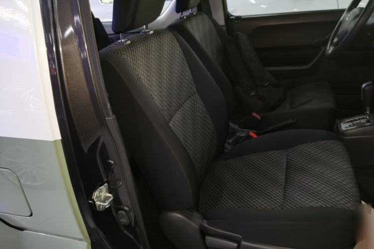 Used Suzuki Jimny 2012 1.3 AT JLX Right Front Seat