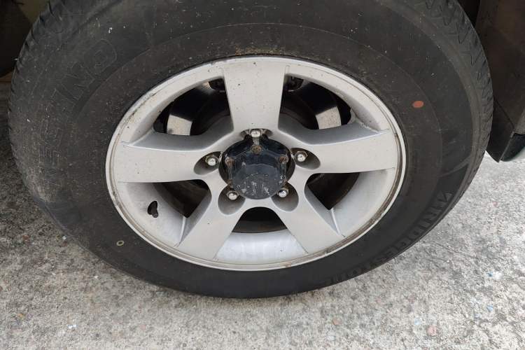 Used Suzuki Jimny 2012 1.3 MT JLX Right Front Wheel Hub