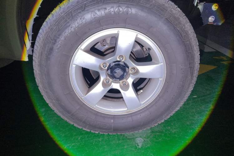Used Suzuki Jimny 2012 1.3 AT JLX Right Front Wheel Hub