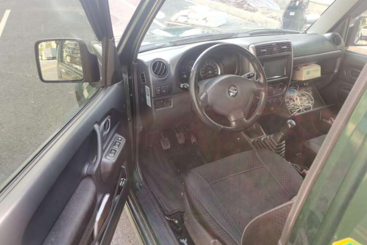 Used Suzuki Jimny 2012 1.3 MT JLX Navigation Edition Steering Wheel