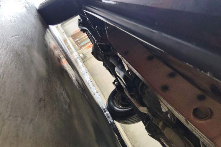 Used Suzuki Jimny 2012 1.3 AT JLX Chassis Front Right