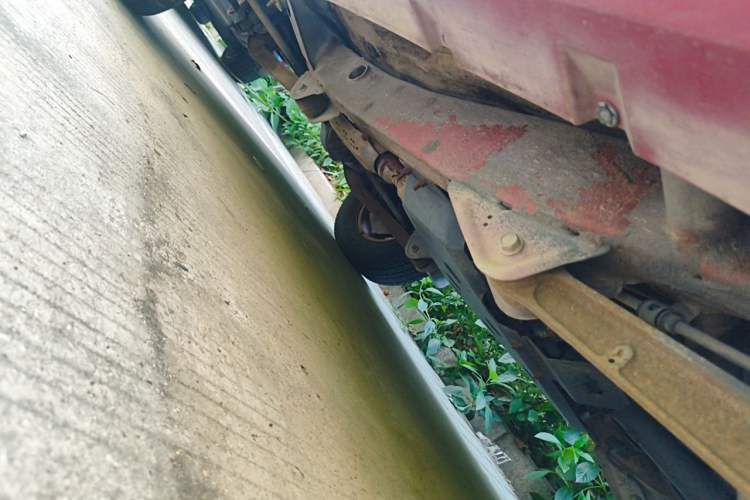 Used Suzuki Jimny 2012 1.3 AT Mode3 Chassis Rear Left