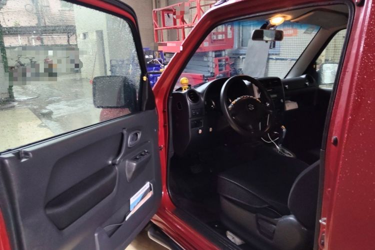 Used Suzuki Jimny 2012 1.3 AT JLX Driver Seat