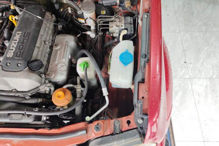 Used Suzuki Jimny 2012 1.3 AT Mode3 Engine Bay Left