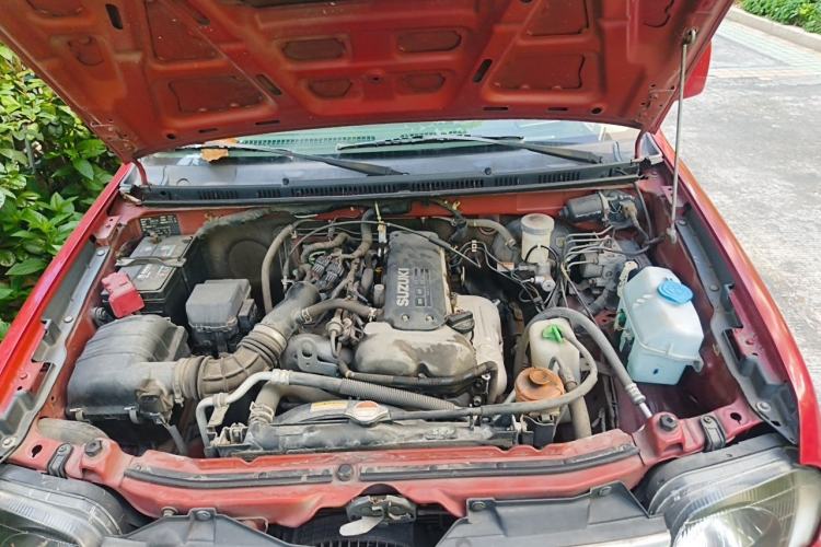 Used Suzuki Jimny 2012 1.3 AT Mode3 Engine Bay