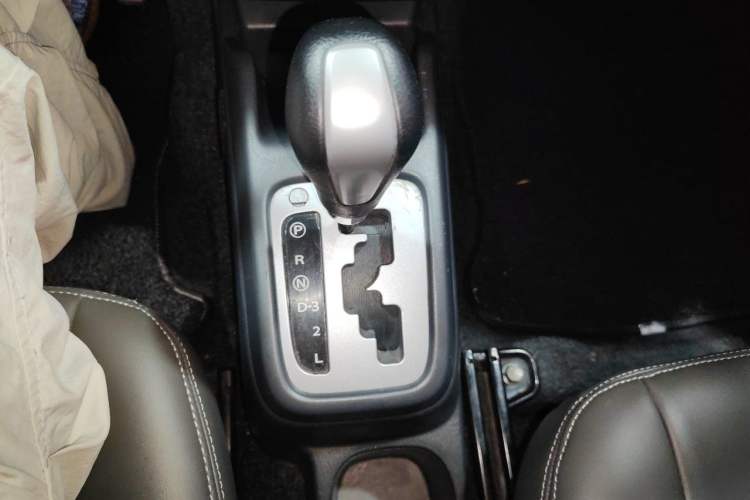 Used Suzuki Jimny 2012 1.3 AT Mode3 Gear Lever
