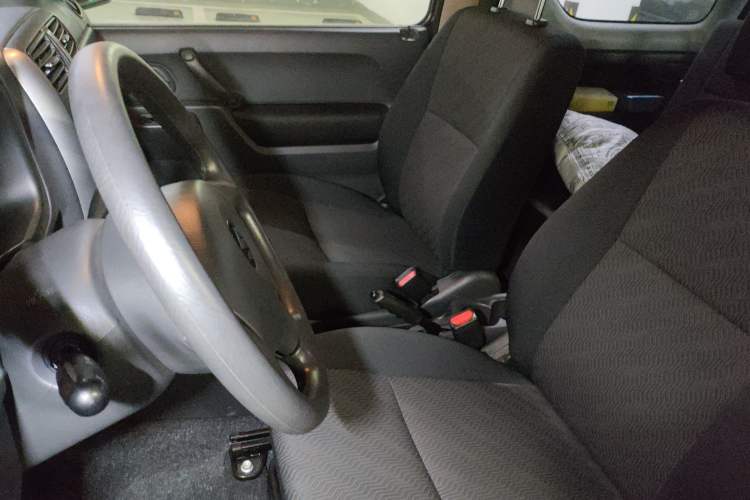 Used Suzuki Jimny 2012 1.3 AT JLX Left Front Seat