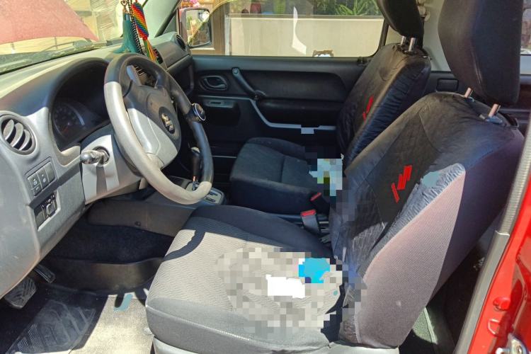 Used Suzuki Jimny 2012 1.3 AT JLX Left Front Seat