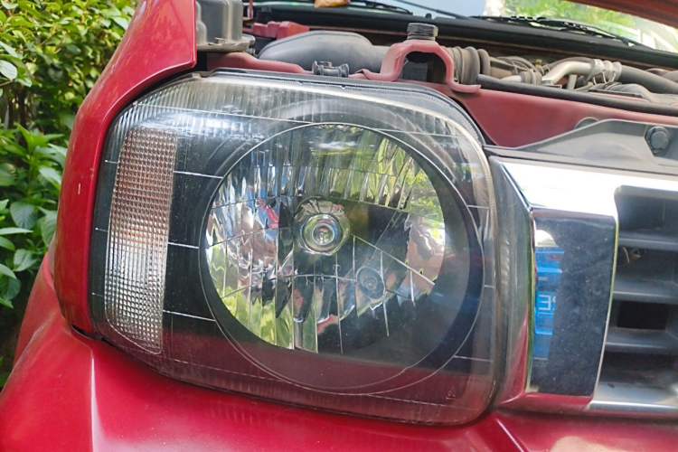 Used Suzuki Jimny 2012 1.3 AT Mode3 Right Front Headlight