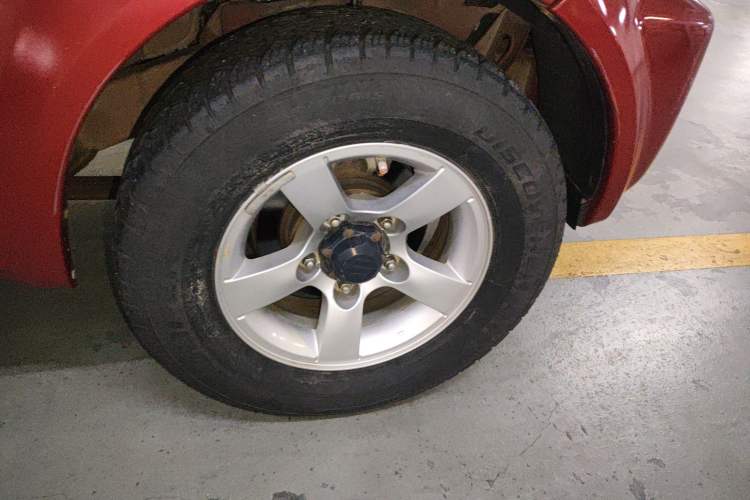Used Suzuki Jimny 2012 1.3 AT JLX Right Front Wheel Hub