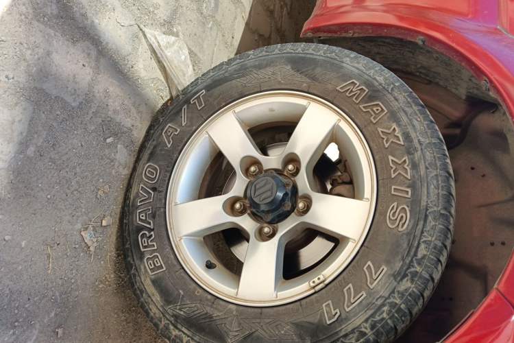 Used Suzuki Jimny 2012 1.3 AT JLX Right Front Wheel Hub