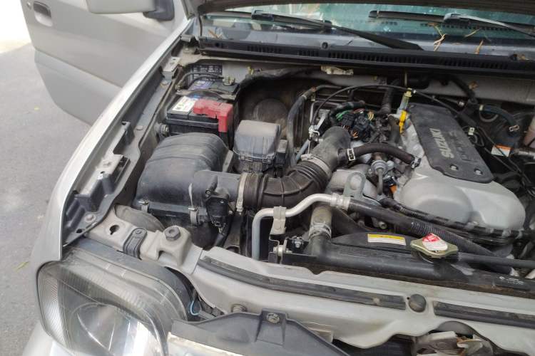Used Suzuki Jimny 2012 1.3 AT JLX Engine Bay Right