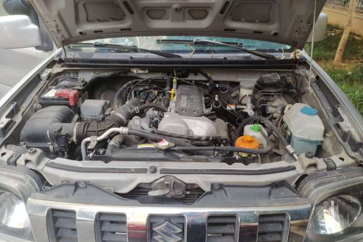 Used Suzuki Jimny 2012 1.3 AT JLX Engine Bay