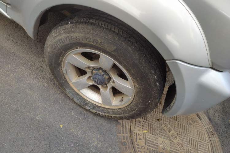 Used Suzuki Jimny 2012 1.3 AT JLX Right Front Wheel Hub