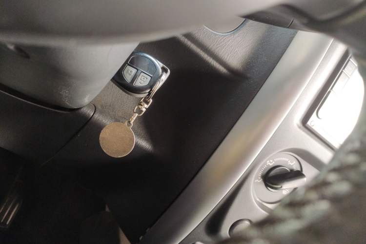 Used Suzuki Jimny 2012 1.3 AT JLX Vehicle Key