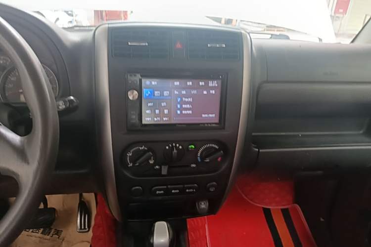 Used Suzuki Jimny 2012 1.3 AT JLX Navigation Edition Audio And AC Panel