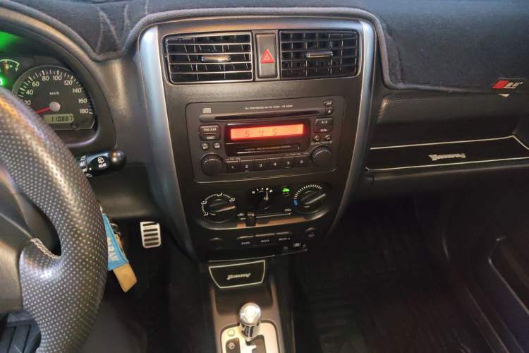 Used Suzuki Jimny  Audio And AC Panel