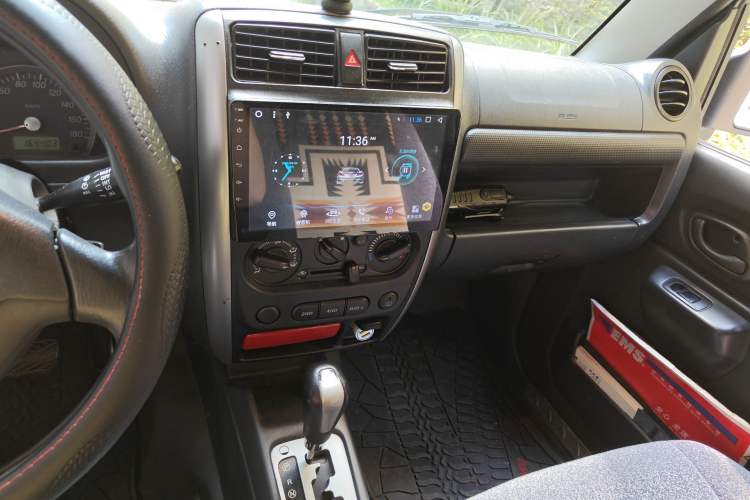 Used Suzuki Jimny 2012 1.3 AT JLX Navigation Edition Audio And AC Panel