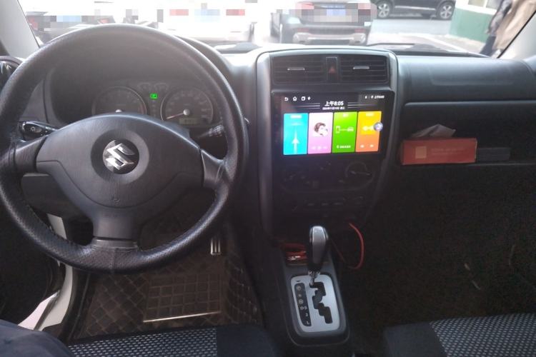 Used Suzuki Jimny 2012 1.3 AT JLX Center Console